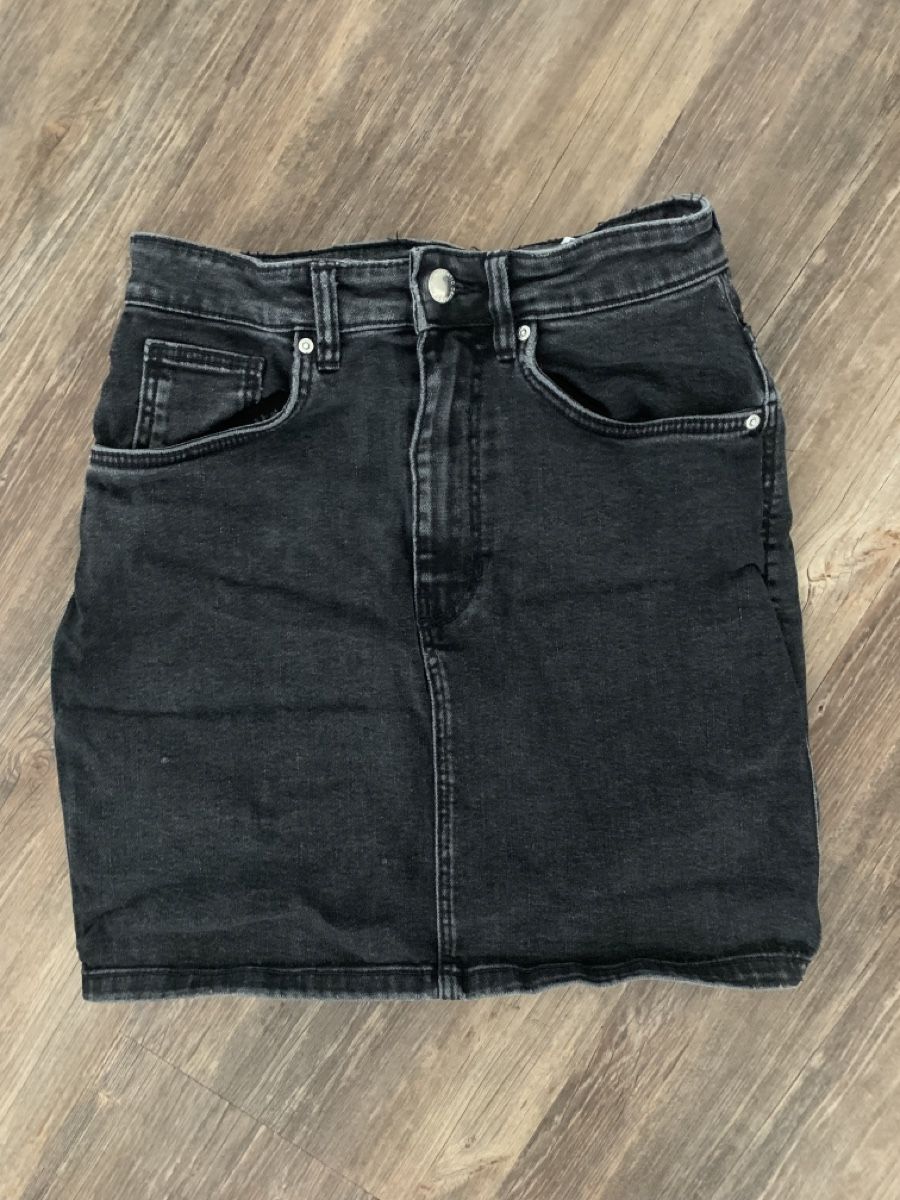 Zara Gonne: Zara Jeans-Jup – Usato da Emmen venduto da ama_8wmn