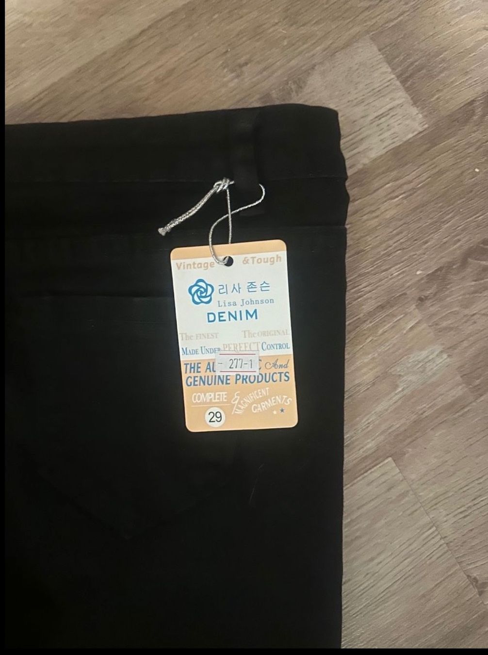 Jeans: Jeans denim noirs neufs taille 29 – Neu und originalverpackt aus Boussens von sko_9w6t 2
