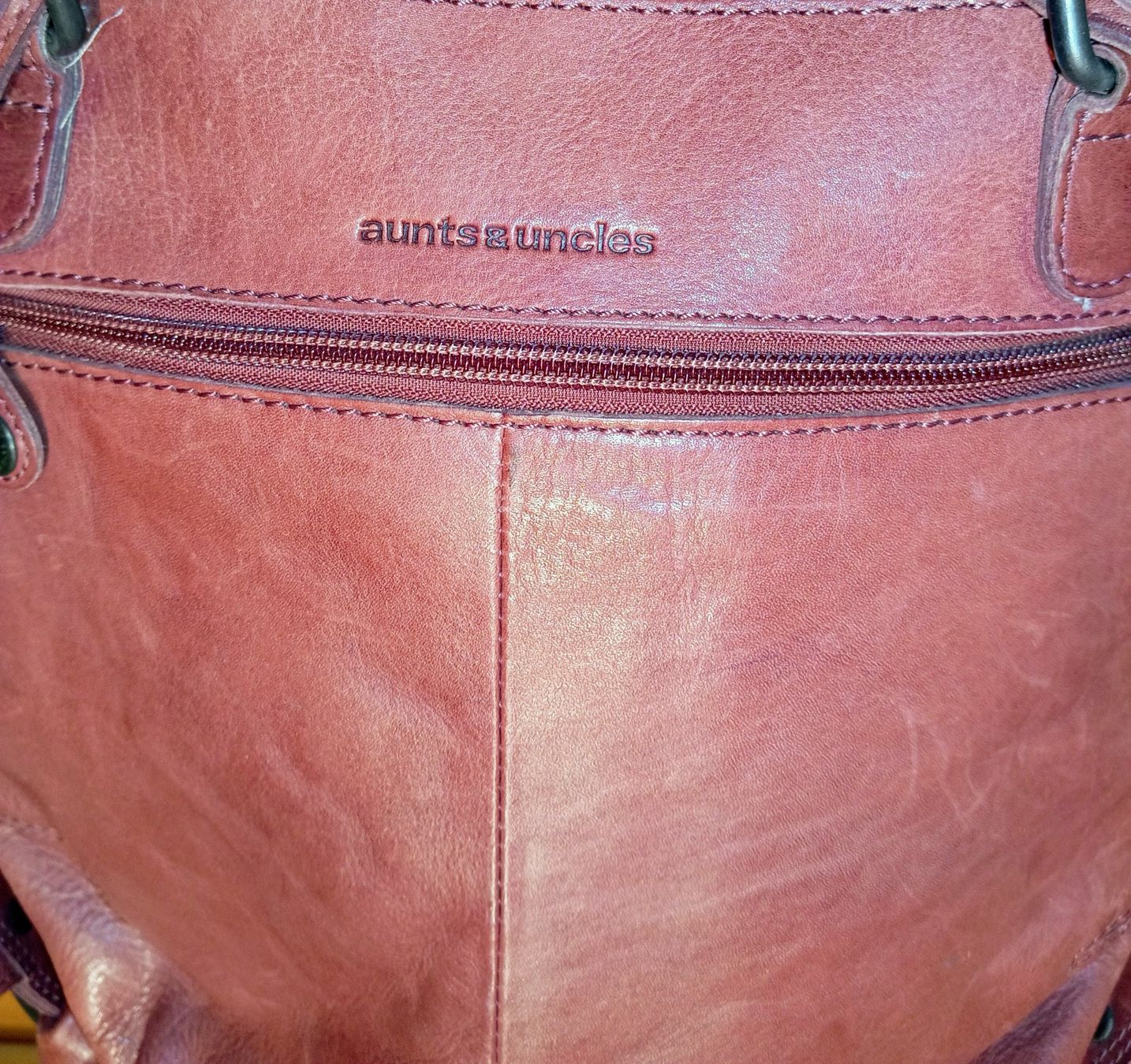 Zaini: Aunts & Uncles Leder- Rucksacktasche, weinrot – Usato da Ennetbaden venduto da abrso 7