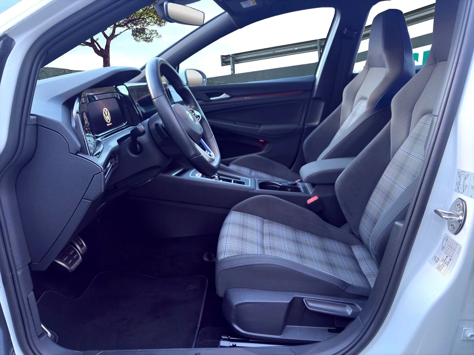 VW Automobili: VW Golf 1.4 TSI PHEV GTE – Usato da Langenthal venduto da Goergens10 4