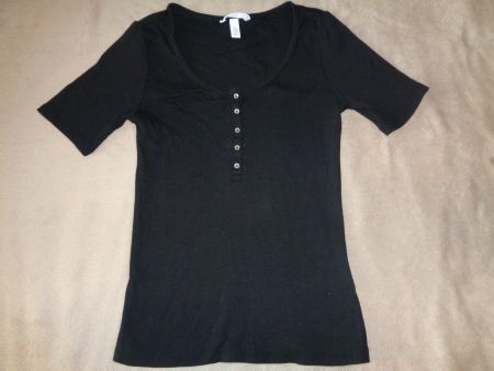 H&M, Basic T-Shirt schwarz Grösse S gerippt Knopfleiste