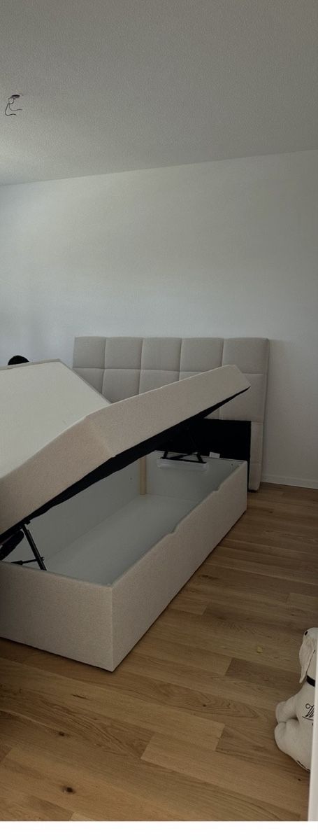 Betten: Pfister Boxspringbett – Gebraucht aus Müntschemier von PetitBou01 1