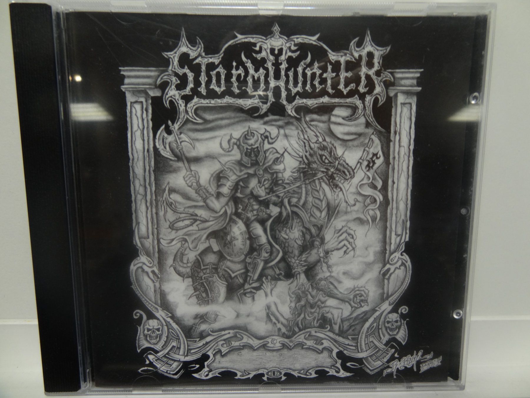CD: Stormhunter  - CD – Usato da luzern venduto da musicandart