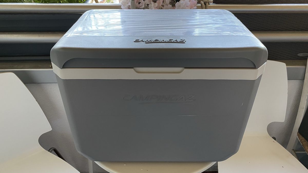 Campingaz Frigoriferi & Refrigeratori: Campingaz Powerbox Plus 36L Cooler - Perfect for Summer Trip – Nuovo (secondo la descrizione) da Wettingen venduto da spi_p2bp