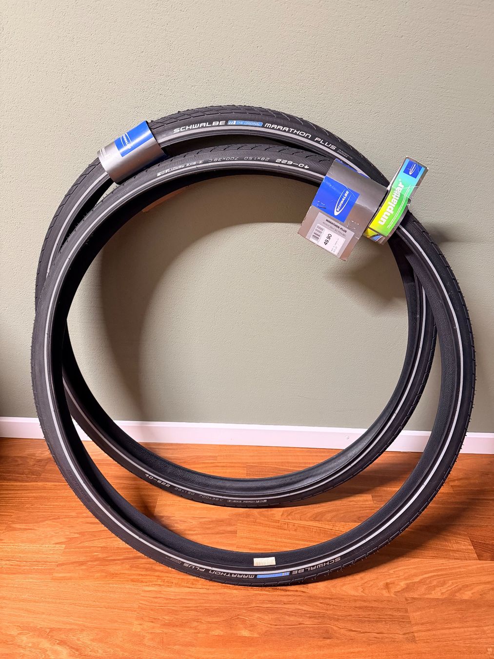 Schwalbe Pneumatici & Ruote complete: Schwalbe Marathon Plus - NEU - 2 Stück – Nuovo e nell'imballaggio originale da Stans venduto da Zappa93