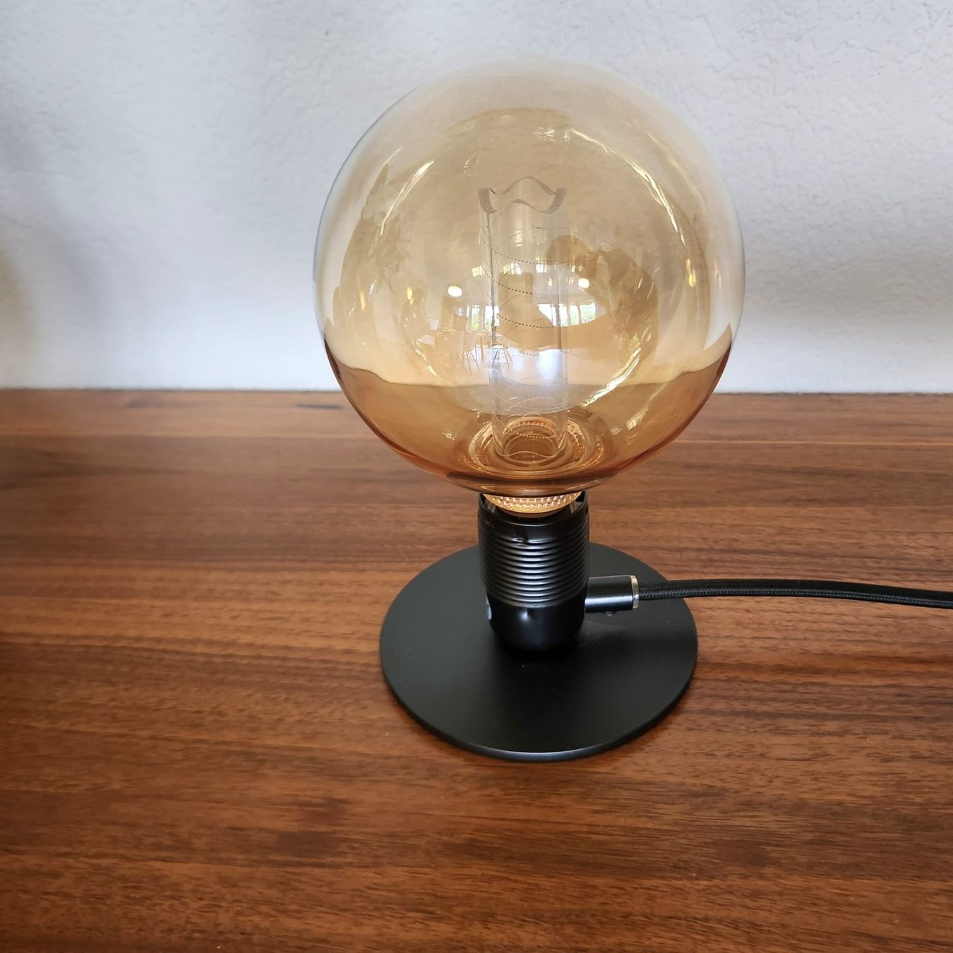 Lampade: Lampe / Tischlampe / Bodenleuchte – Usato da Basel venduto da NatLavanchyPrack