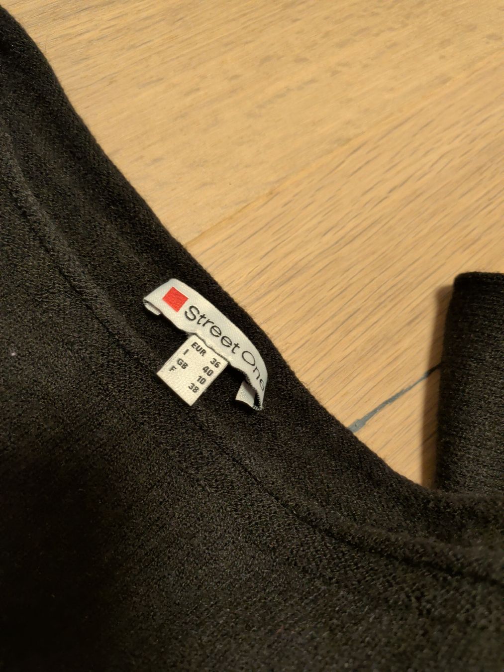 Pulls & Sweat-shirts: Damen Pullover Street One schwarz gr. 36 – D'occasion à Mörschwil par nemo1975 1