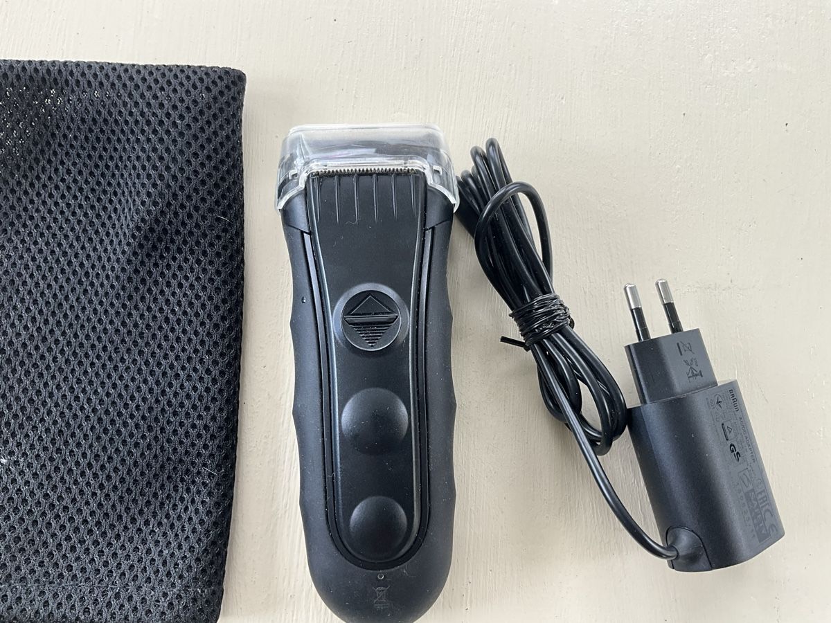 Braun Rasierapparate & Rasierklingen: Braun Series 3 350cc-4 Rasierer – Gebraucht aus Thal von nocheli 1