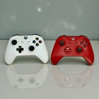 2x Manettes Xbox One - Rouge et Blanche