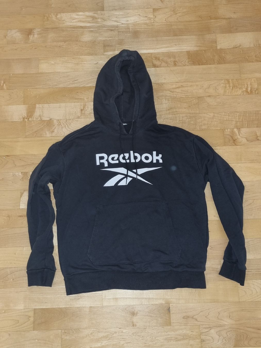 Reebok Pullover & Sweatshirts: Reebok Kapuzenpullover dunkelblau Grösse M – Gebraucht aus Zürich von secondhand_by_el