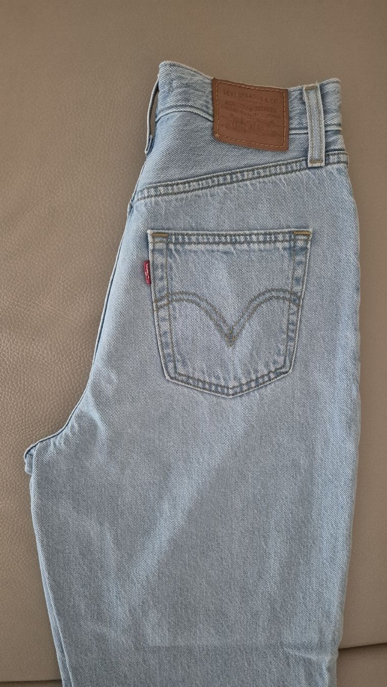 Levi's Jeans: Levi's High Loose Taper Jeans W25 hellblau  – Gebraucht aus Winterthur von ann_7lxx 1