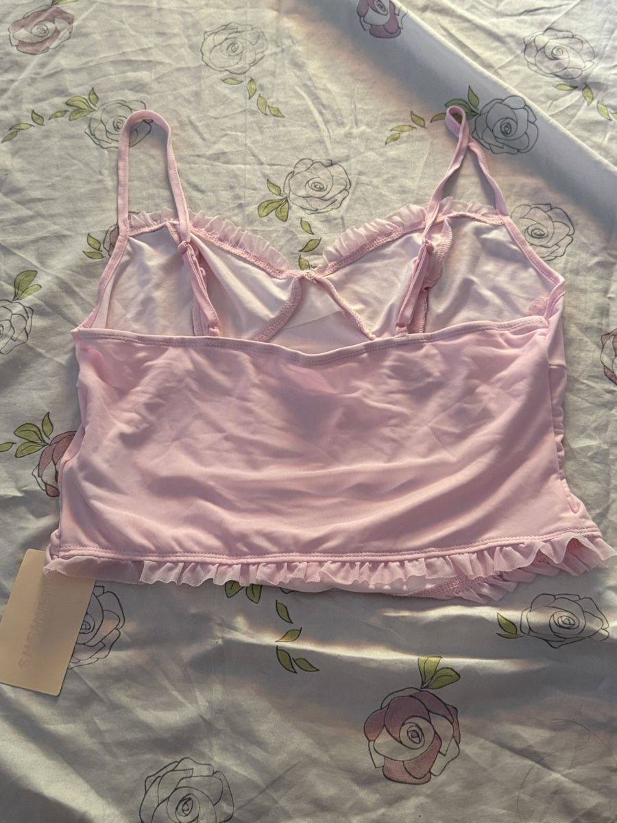 Shein Top: Crop top SHEIN – Nuovo e nell'imballaggio originale da Biel/Bienne venduto da glaewynnshop 4