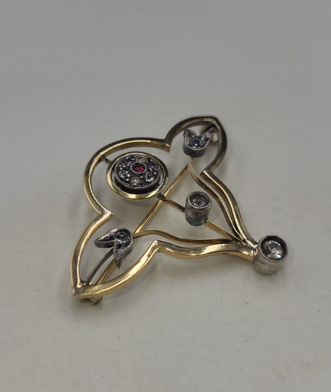 Broschen & Nadeln: Gold Brosche Mit Rubin und Steine – Gebraucht aus Wald ZH von Dasilver 8