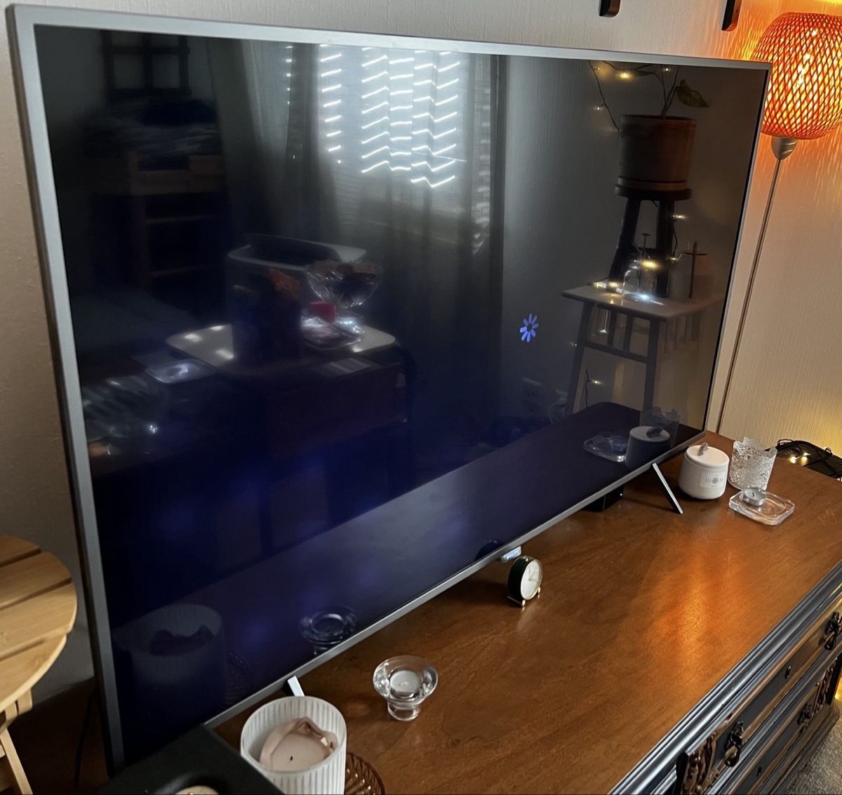Fernseher: Philips 65” 4K Ambilight Smart TV – Gebraucht aus Lausanne von dia_xs9l