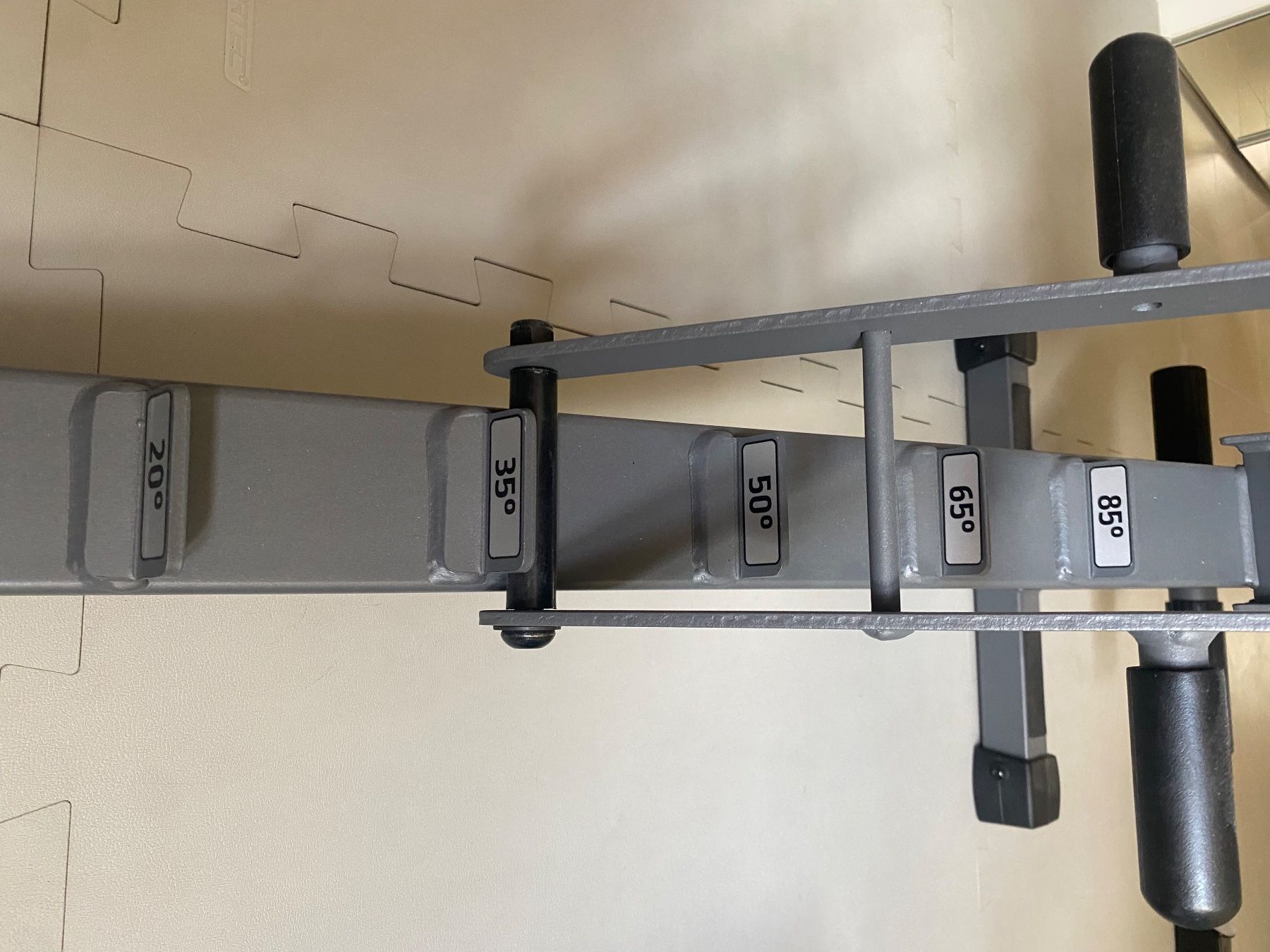Taurus Hometrainer: Hantelbank Taurus B930 – Usato da Waltensburg/Vuorz venduto da RemoV01 5