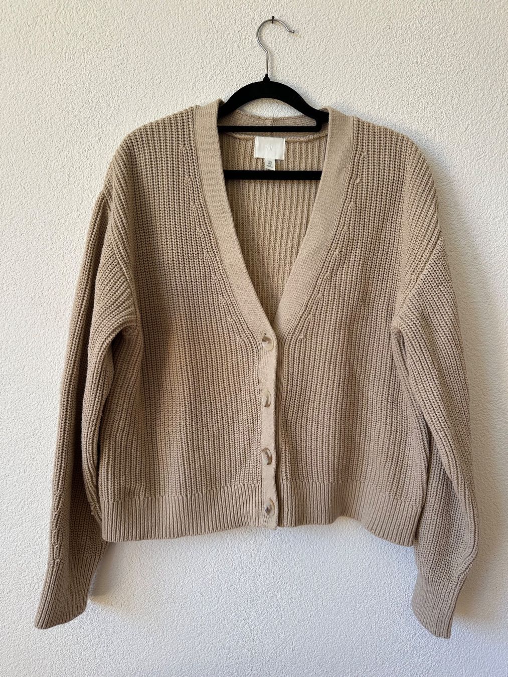 H&M Maglioni & Felpe: Strickjacke Baumwolle in beige – Usato da Zürich venduto da fisch0