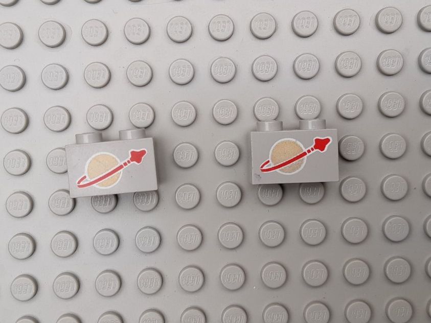 Lego Kit di costruzioni: LEGO Classic Space - Moon Pattern Bricks - 3004p90 (1) – Usato da Muhen venduto da Legoholic