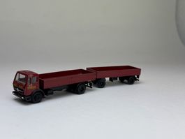Herpa Mercedes Pritschenlastzug Carl Balke weinrot