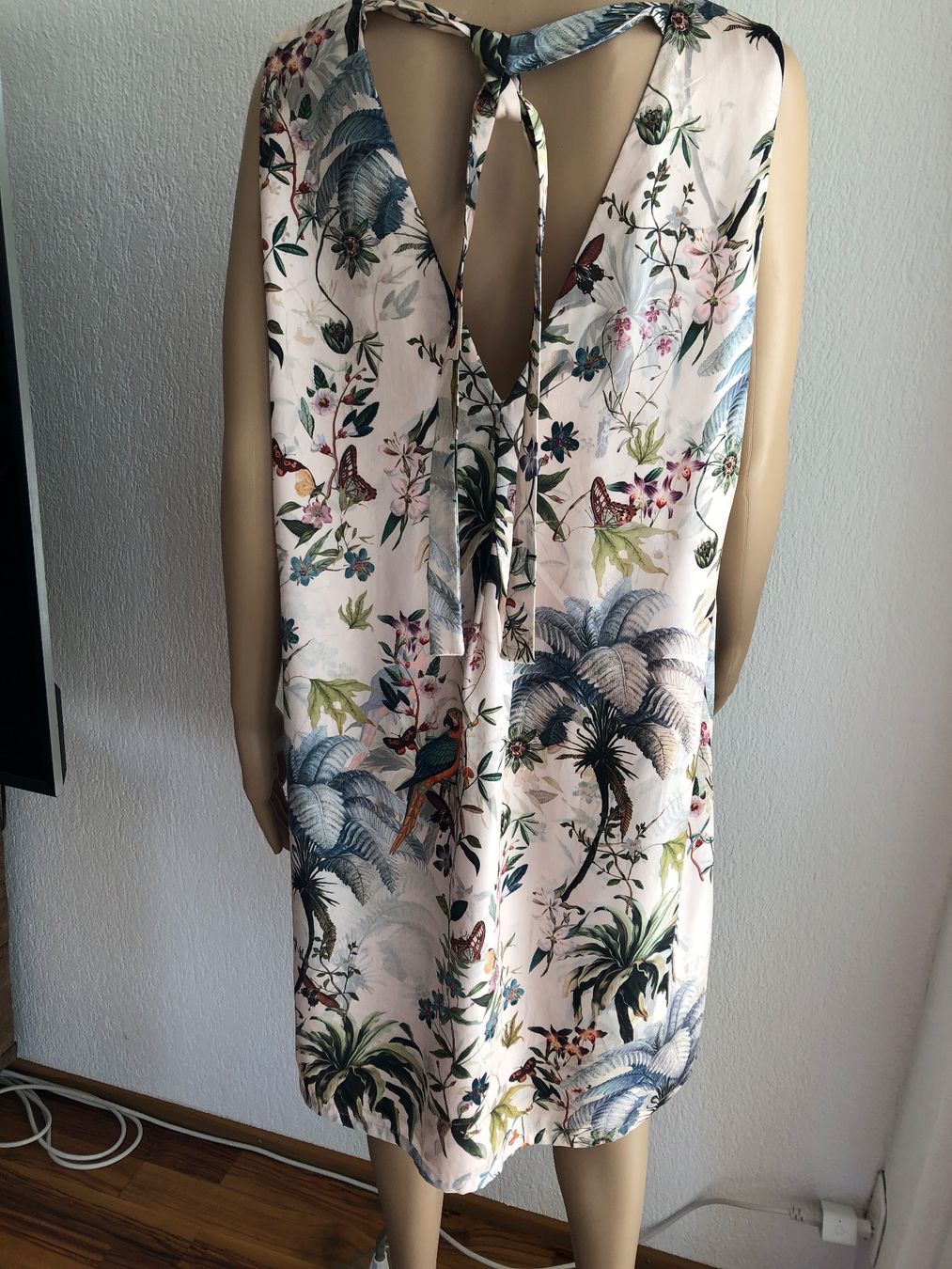 Vestiti: Kleid floral M Blumen Vogel – Usato da Zollikofen venduto da lorik007 3