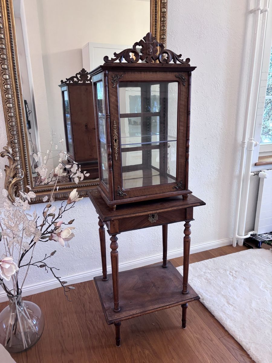 Vetrine: Vitrine Antik mit Schlüssel – Usato da Binningen venduto da Goldsmith8