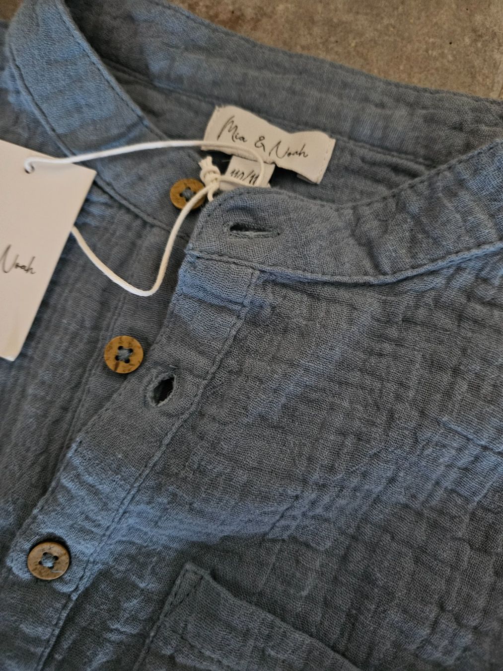 Chemises, T-shirts & Polos: leichtes Hemd Gr. 110/116 – Neuf avec emballage d'origine à Worb par jun_fj8w 2