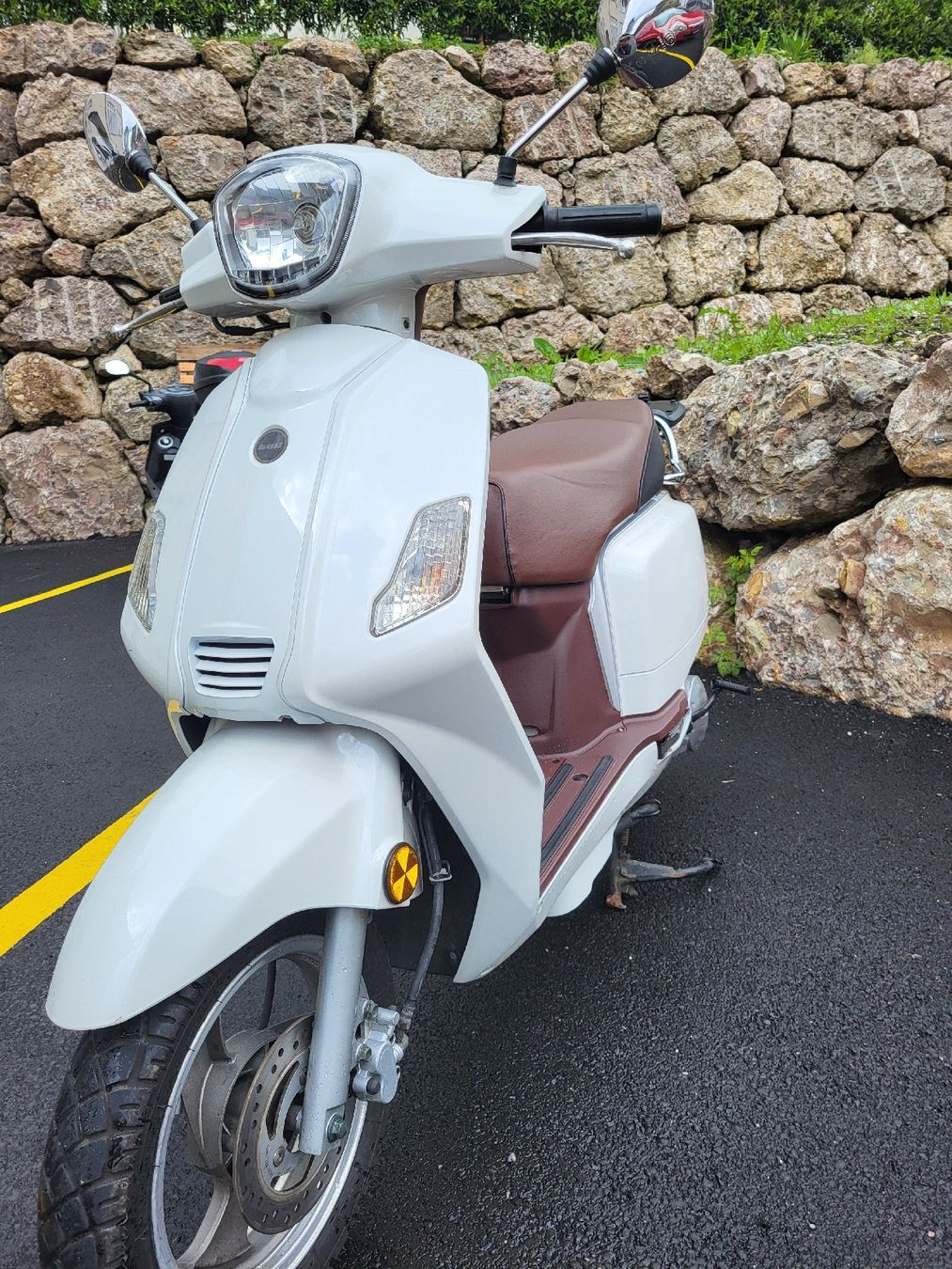 Tell Scooter: Roller 125 zuverkaufen MFK Bereitgestellt – Usato da immensee venduto da semett 1