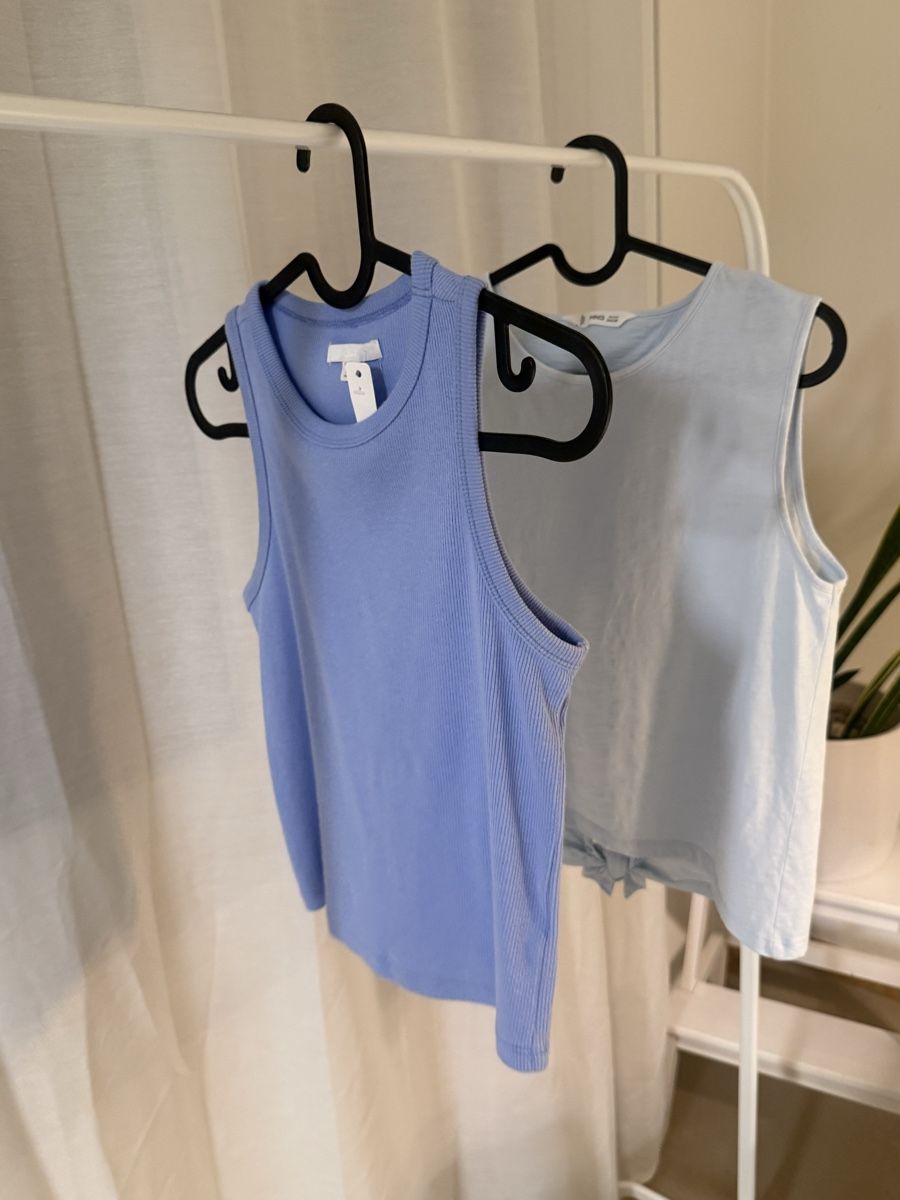 Blouses, T-shirts & Tops: Luftige Zara und Mango oberteile gr 164  – D'occasion à Zürich par Denise-8050