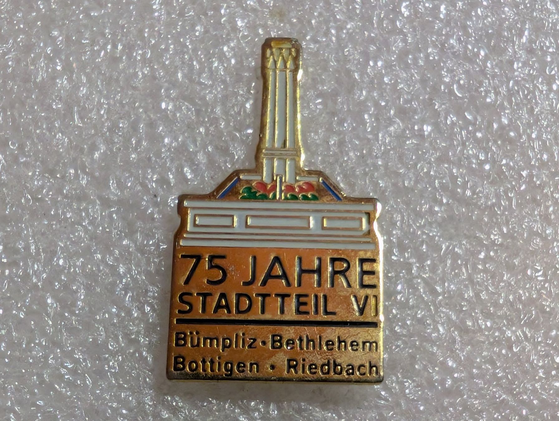 Placchette & Badge: Ansteckpin 294: Stadtteil 5 – Usato da Oppligen venduto da Pin-Fall-Shop