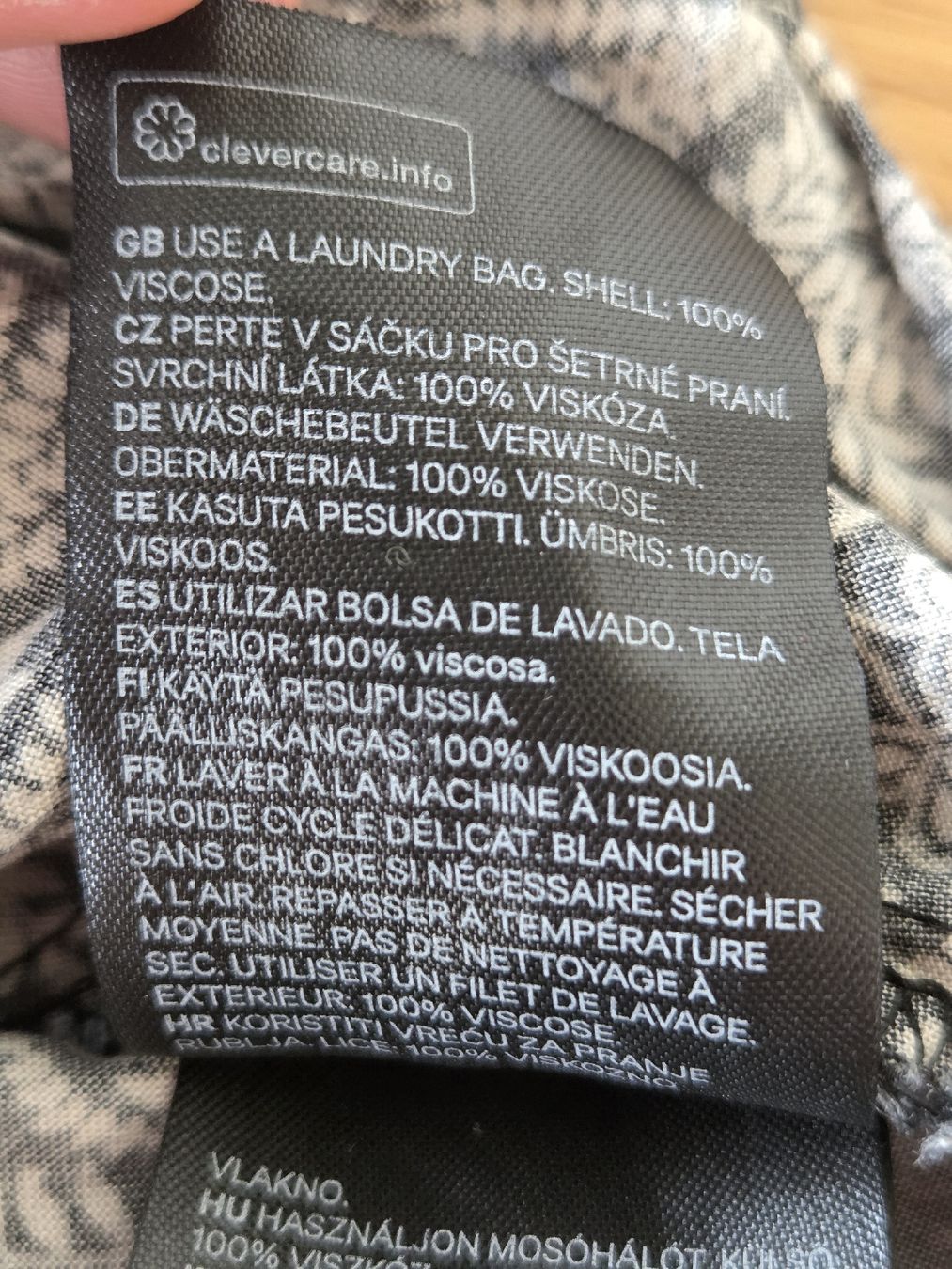 H&M Kleider: Kleid Gr. 36 mit Blumenmuster, Viskose – Neu (gemäss Beschreibung) aus Villars-sur-Glâne von richardette 5