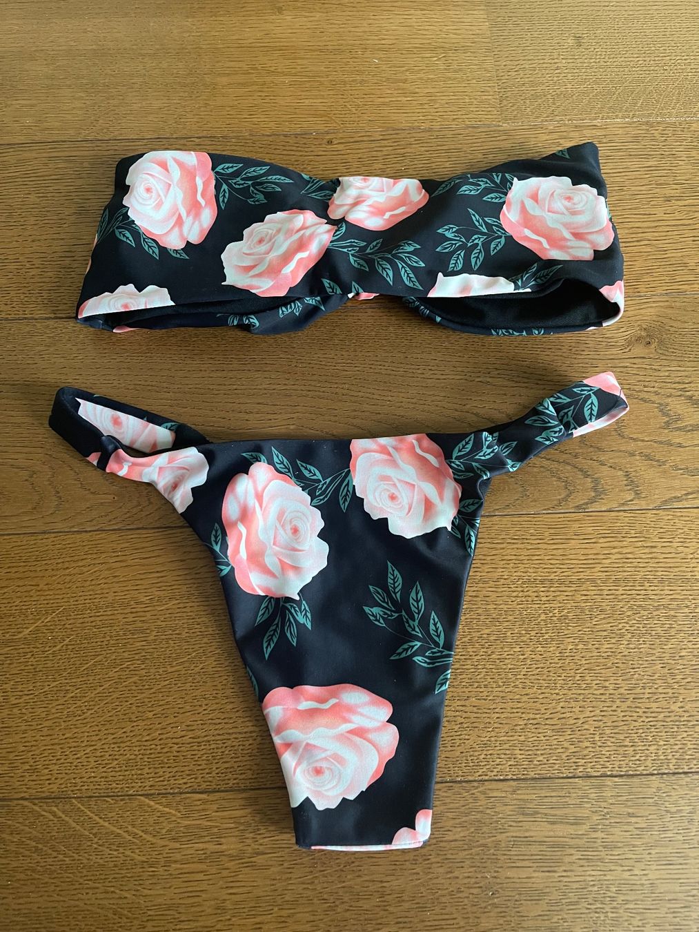 Costumi da bagno & Bikini: Bikini mit Rosen Neu Gr S – Nuovo (secondo la descrizione) da Bassersdorf venduto da Sandy456 4