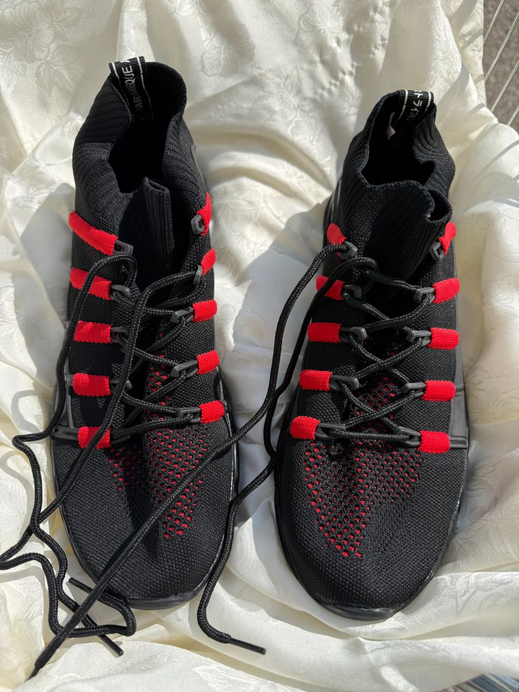 Scarpe da uomo: Sportschuhe Größe 46 – Usato da Vacallo venduto da cri_229f 3