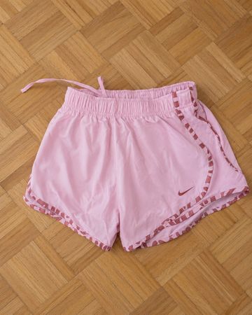 Nike running shorts pink size XS good condition