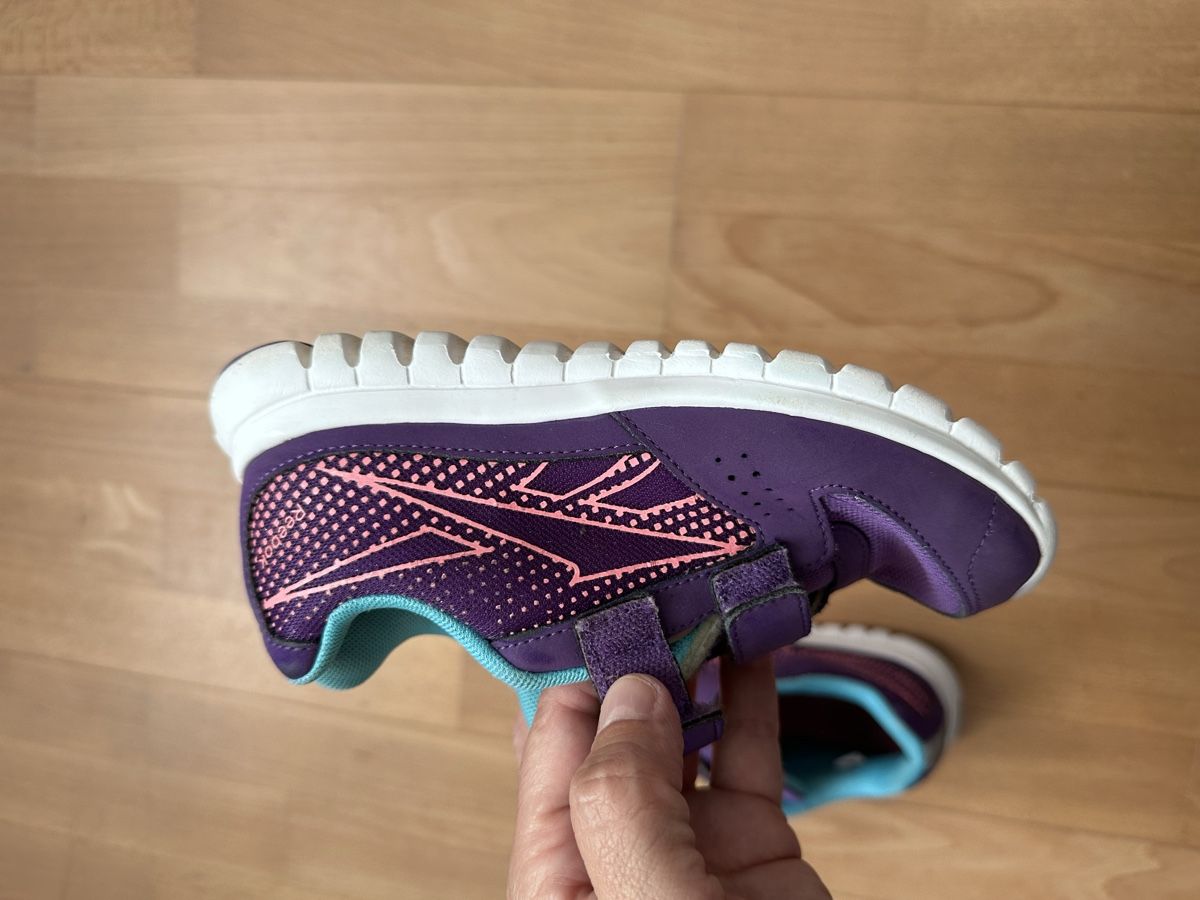 Reebok Scarpe per ragazze: Hallenschuhe lila Reebok Gr. 31 – Usato da Steinhausen venduto da Corinne40149 3