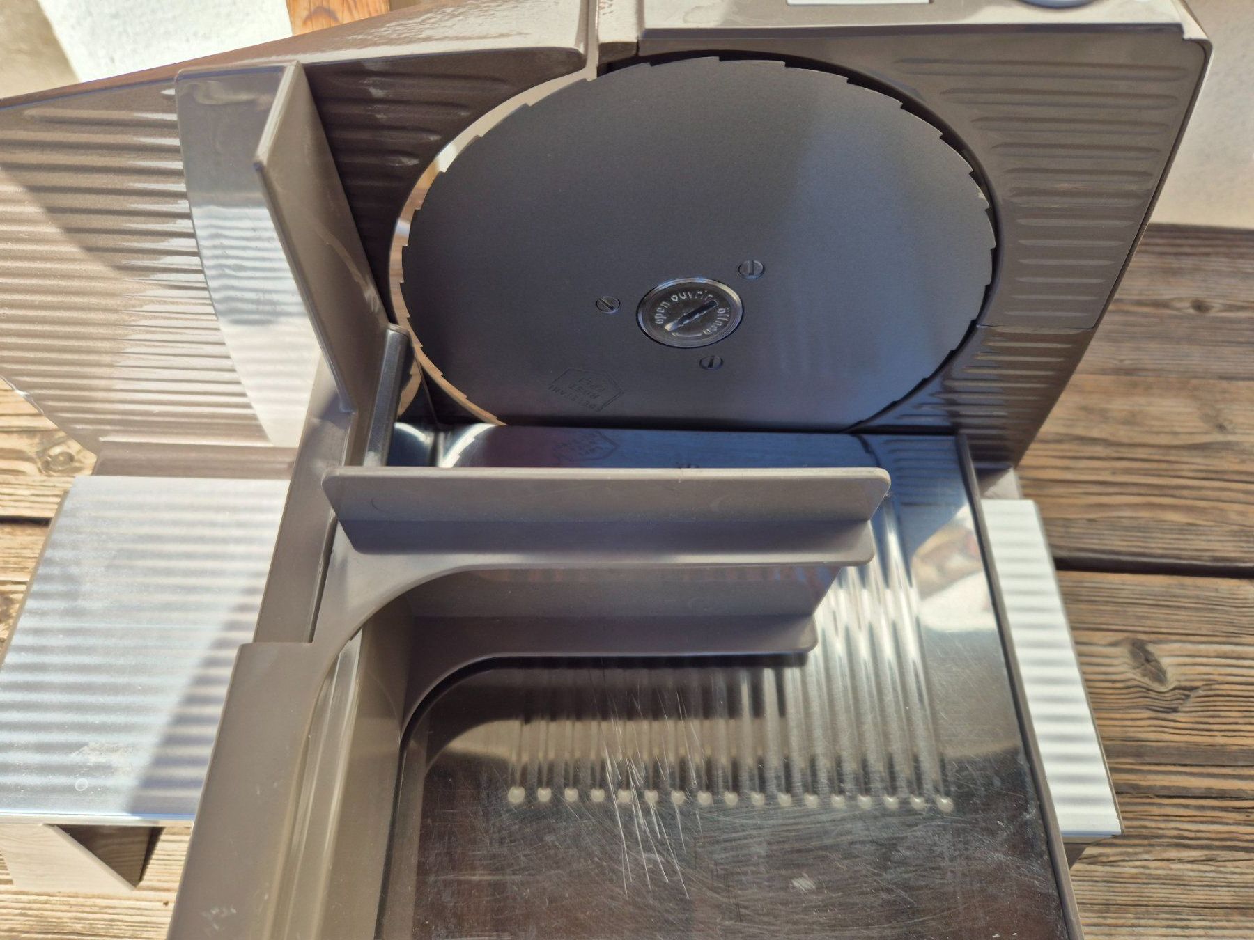 Kenwood Elettrodomestici da cucina: Kenwood Aufschnittmaschine – Usato da Stein AR venduto da Bienli4 3