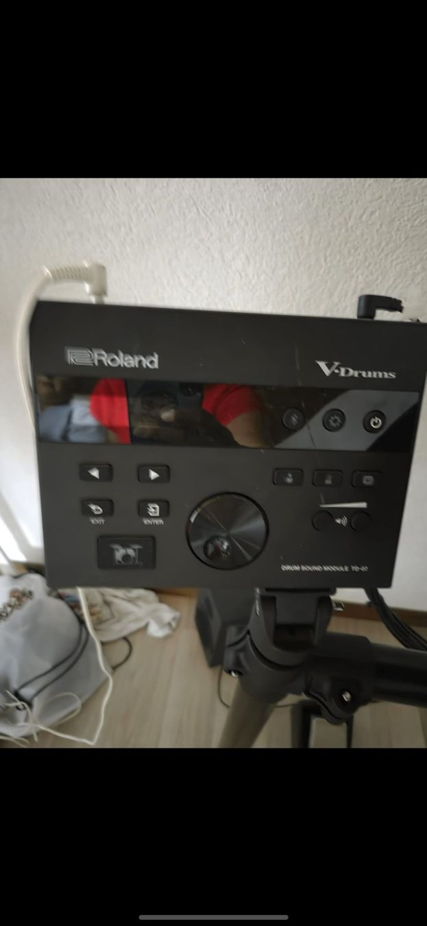 Roland Musikinstrumente: E SCHLAGZEUG ROLAND – Gebraucht aus freienbach von Cava87 1