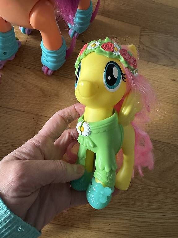 Giocattoli: My Little Pony Set – Usato da Zürich venduto da hamtaro26 3
