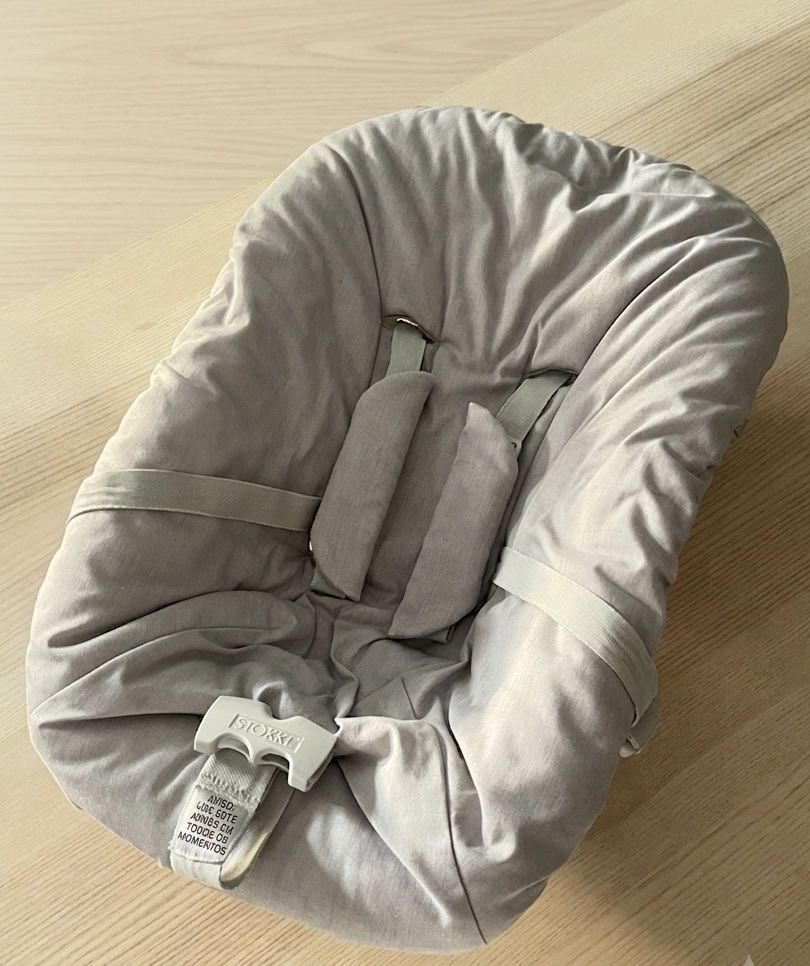 Stokke Chaises hautes: STOKKE Tripp Trapp Newborn Set – D'occasion à Wallisellen par joaosilva94