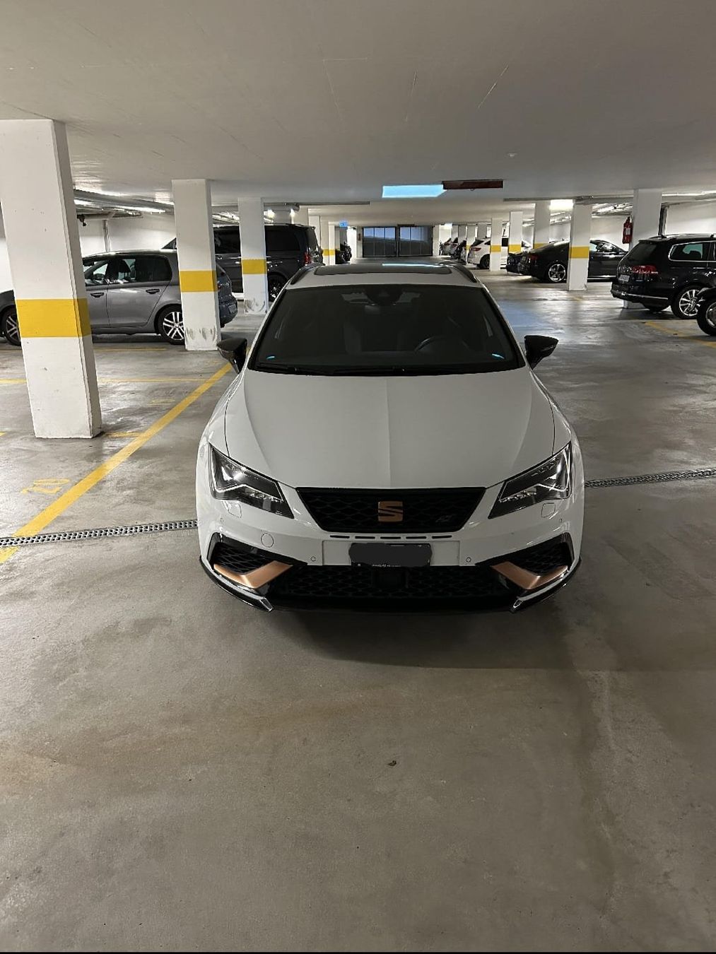 Seat Automobili: SEAT Leon ST Cupra R300 – Usato da Emmenbrücke venduto da jul_c9kv 3