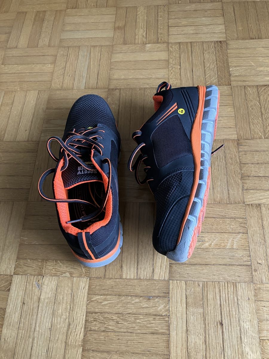 Scarpe da uomo: Stahlkappenschuhe – Usato da Emmenbrücke venduto da nne_hm9j 2
