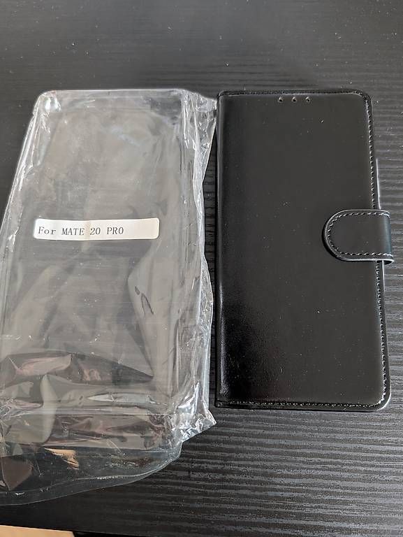 Cover & Protezioni schermo: Hülle für Huawei Mate 20 Pro – Usato da Nussbaumen AG venduto da HenryM89