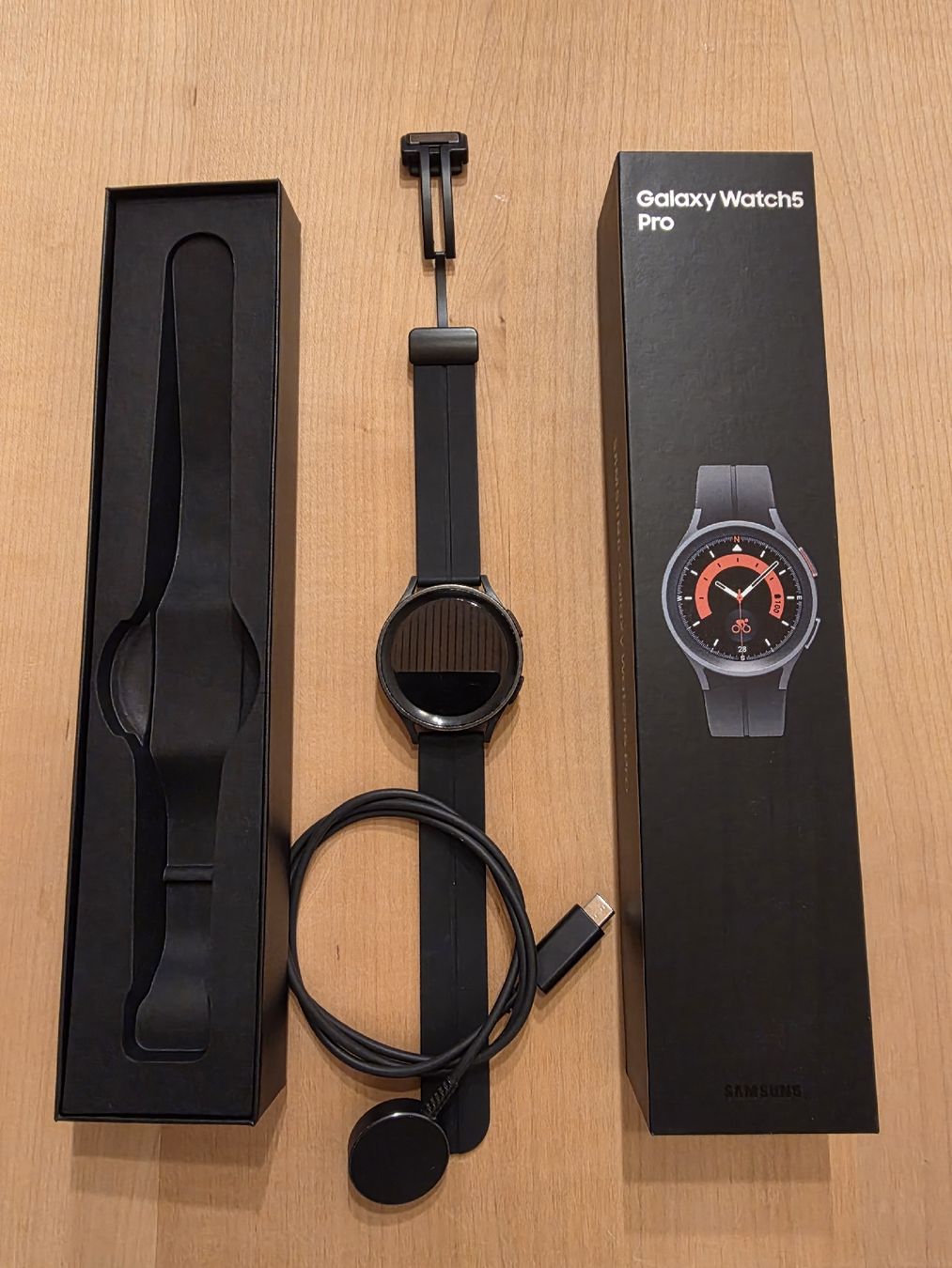 Samsung Smartwatch: Samsung Galaxy Watch 5pro – D'occasion à Ebnet par Pasci89
