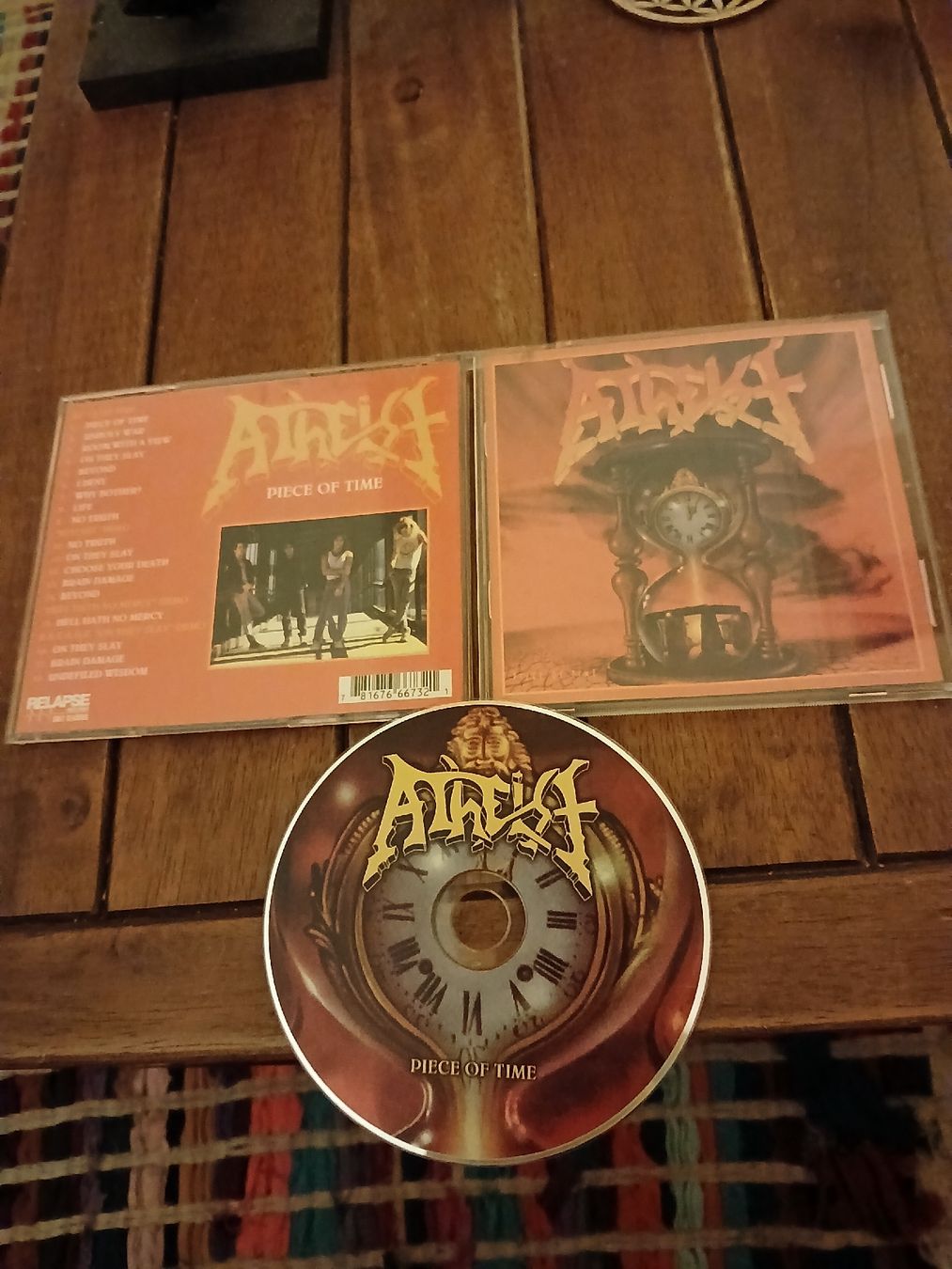CD: atheist - piece... – Usato da St-Cergue venduto da VeganWarrior