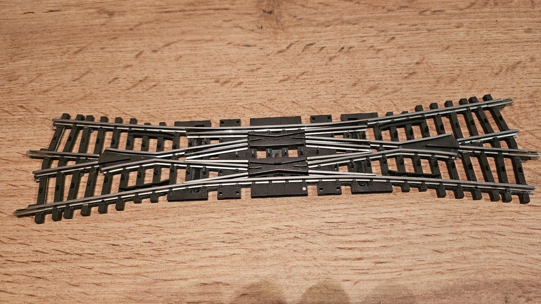 Märklin Modellini di ferrovie: Traversée jonction double élancée voie K 2275 – Nuovo (secondo la descrizione) da Les Avants venduto da Dj_tonio46