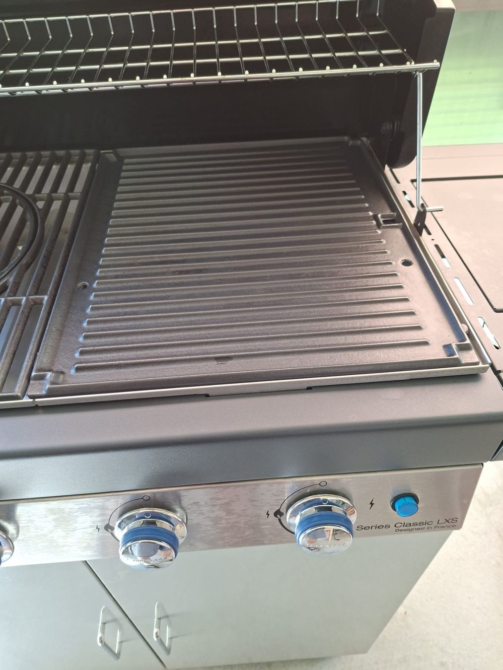 Griglie: BBQ 4 Series Classix LXS – Usato da Küttigen venduto da Salento90 3