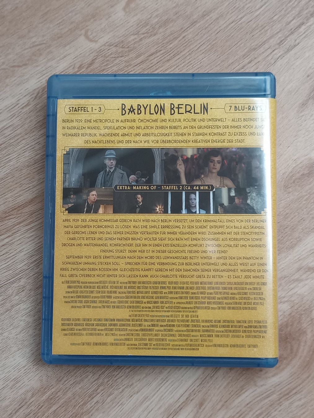 Tutti i DVDs: Babylon Berlin - Staffel 1 - 3, BD – Usato da Spiez venduto da egonolsen 1