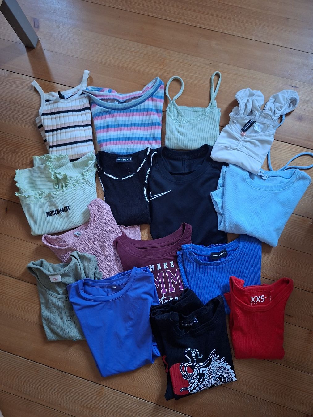 Kleiderpakete & -sets: 🌸T-Shirts🌸 – Gebraucht aus Ormalingen von Sommer80