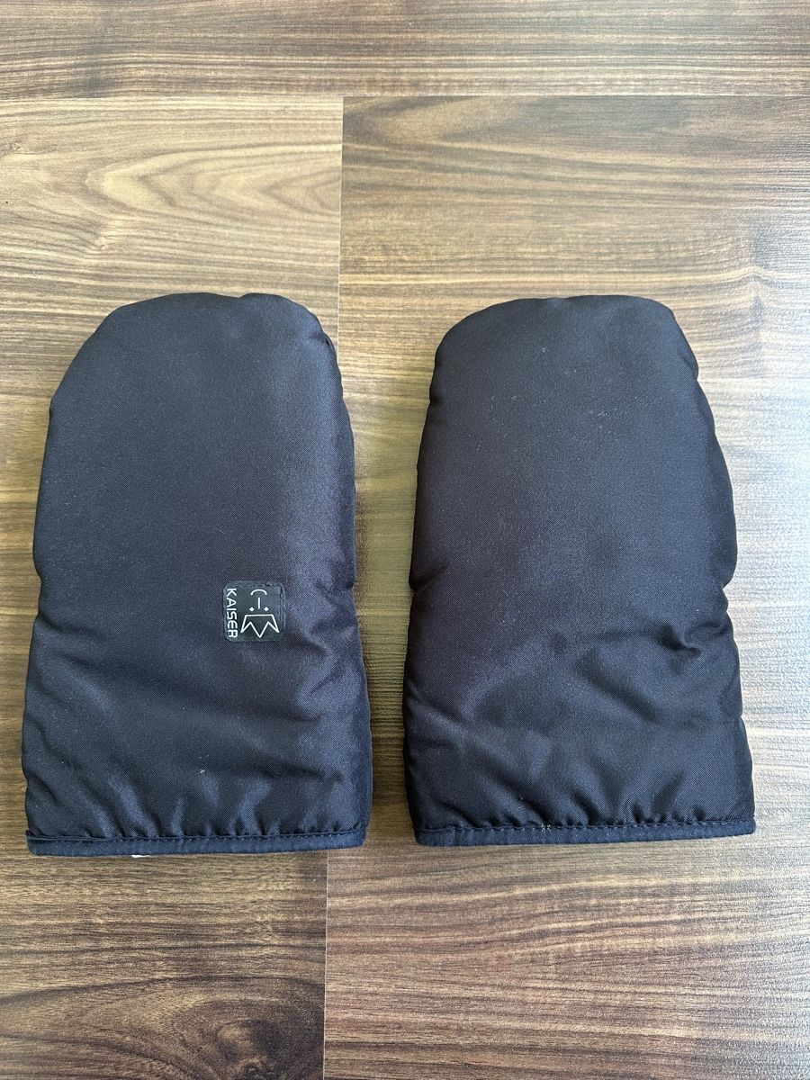 Kaiser Altro in  Abbigliamento & Accessori: Kaiser Lammfell Handwärmer Kinderwagen – Usato da Winterthur venduto da pompowerpuff
