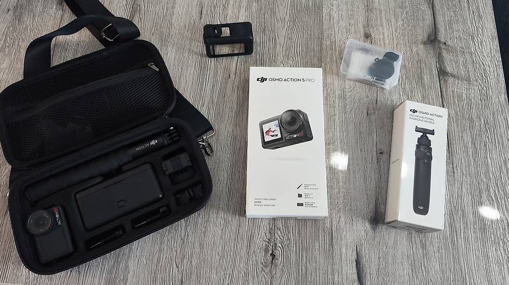 Action Cam: DJI Osmo Action 5 Pro "Adventure Combo" – Usato da Amriswil venduto da ram_w5sb