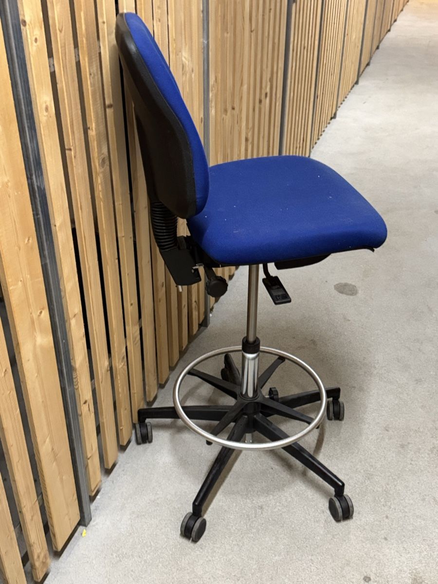 Sedie: Büro Stuhl – Usato da Spreitenbach venduto da Mutter001 1