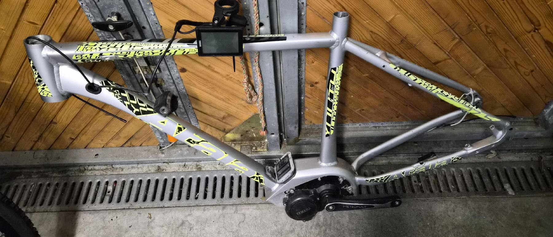 Yamaha Velos: Rahmen E-velo mit Elektronik Yamaha – Defekt aus Gunzwil von sta_k5nm 4
